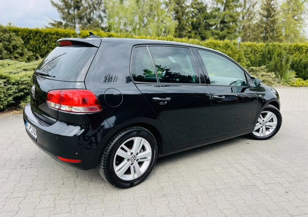Volkswagen Golf cena 26900 przebieg: 152000, rok produkcji 2012 z Garwolin małe 379